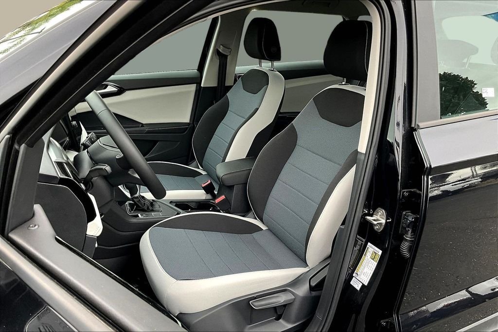 New 2026 Black Volkswagen 1.5T S image 21