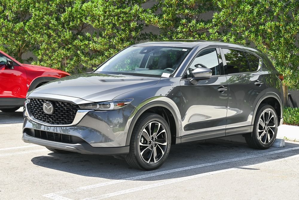 2023 Mazda CX-5 S Premium package