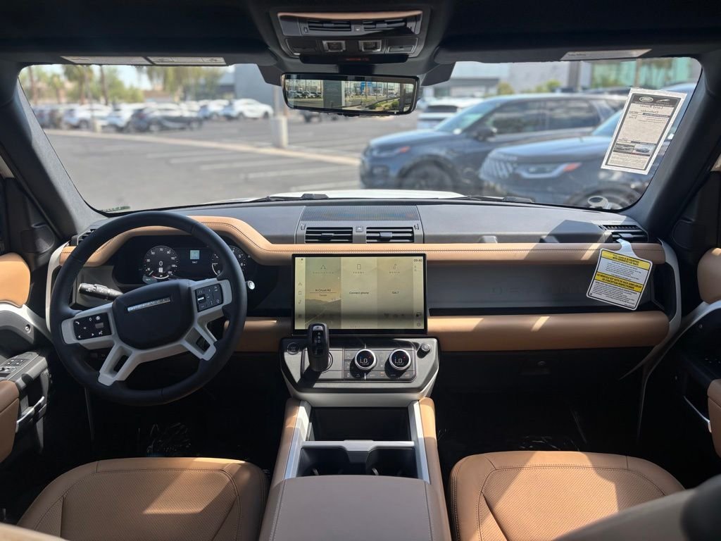 New 2026 Fuji White Land Rover X-Dynamic SE image 8