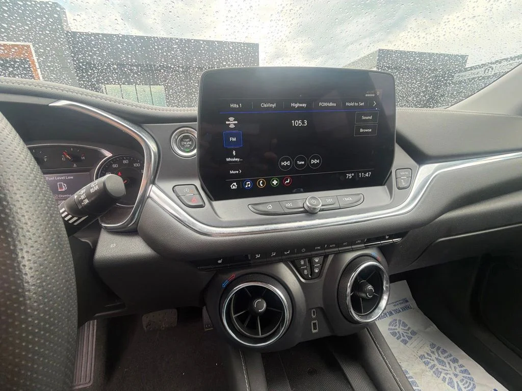 Used 2023 Gray Chevrolet LT image 14