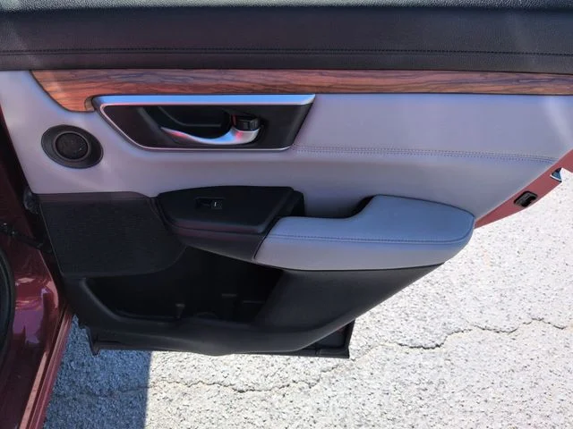 Used 2022  Honda EX-L image 32