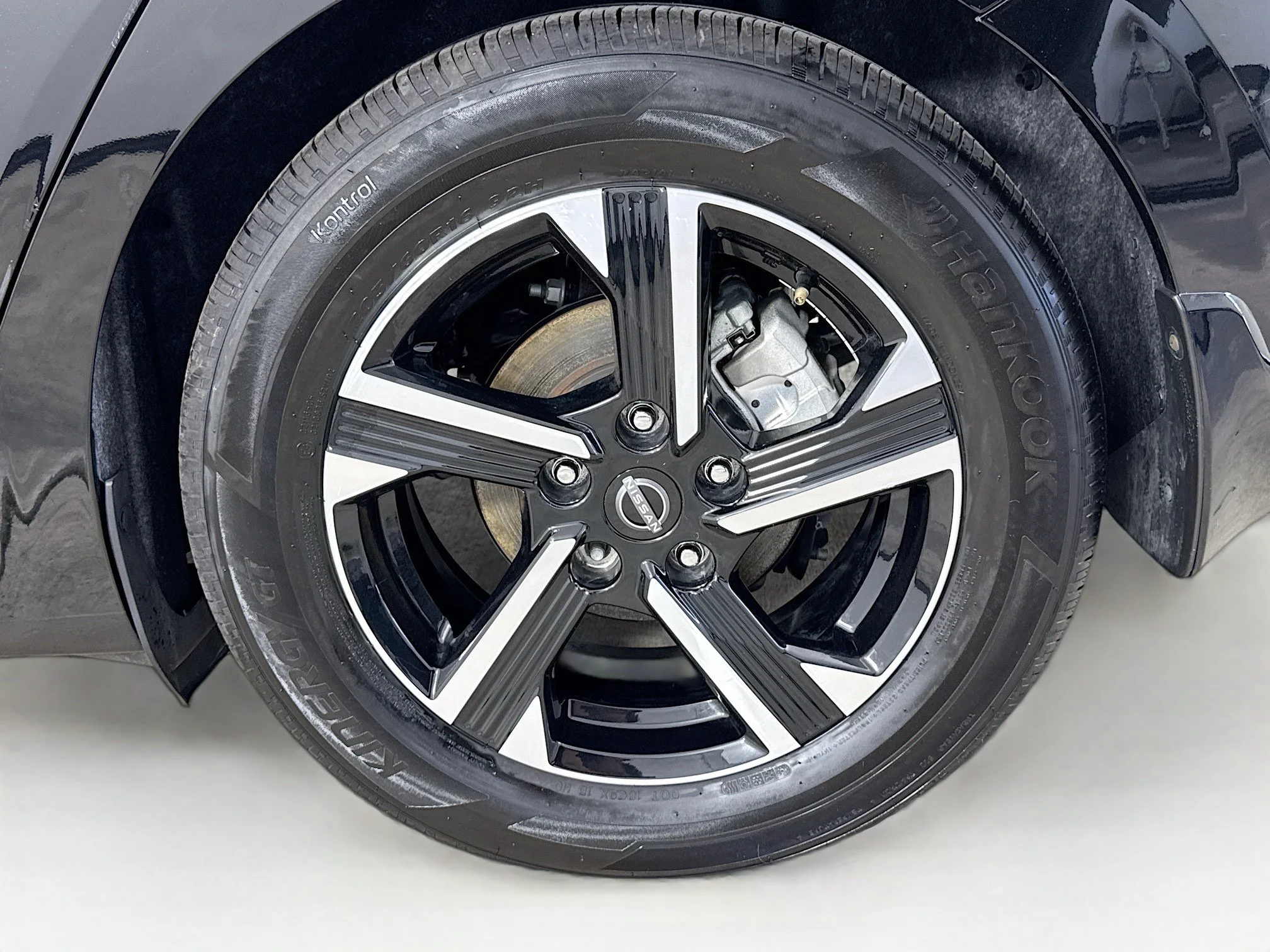 Used 2025 Black Nissan SV image 31