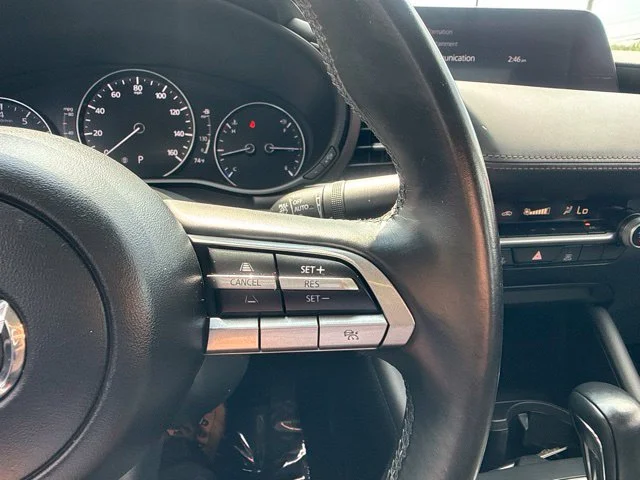 Used 2020 Red Mazda Select image 18