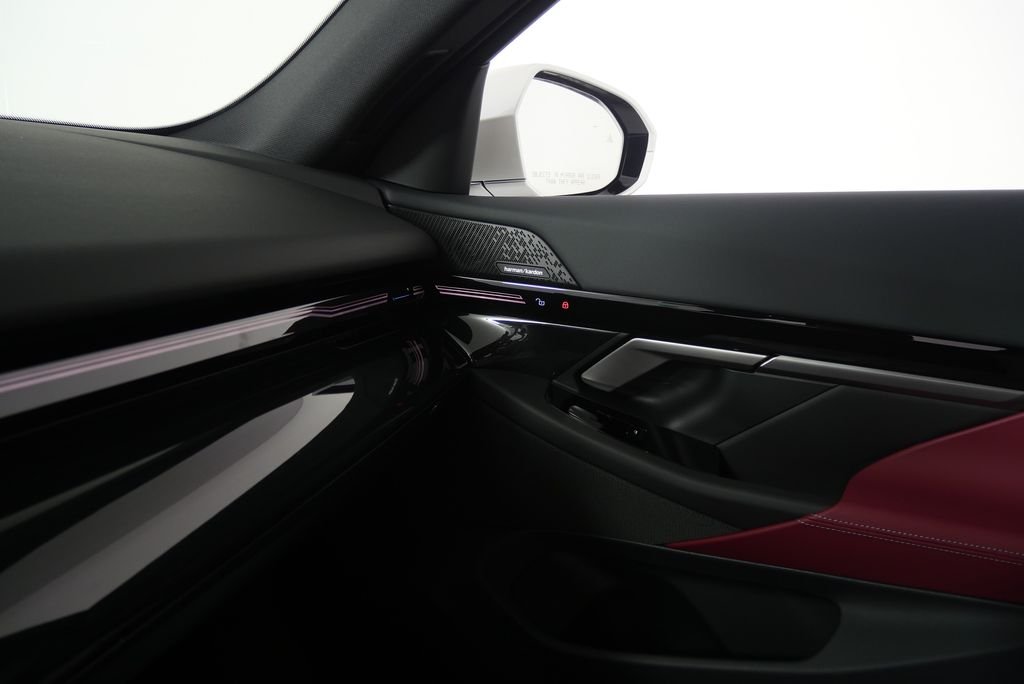 2026 BMW 5 Series 530i - Photo 24