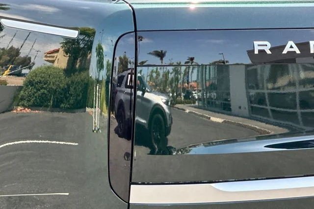 New 2026 British Racing Green Land Rover Autobiography image 26