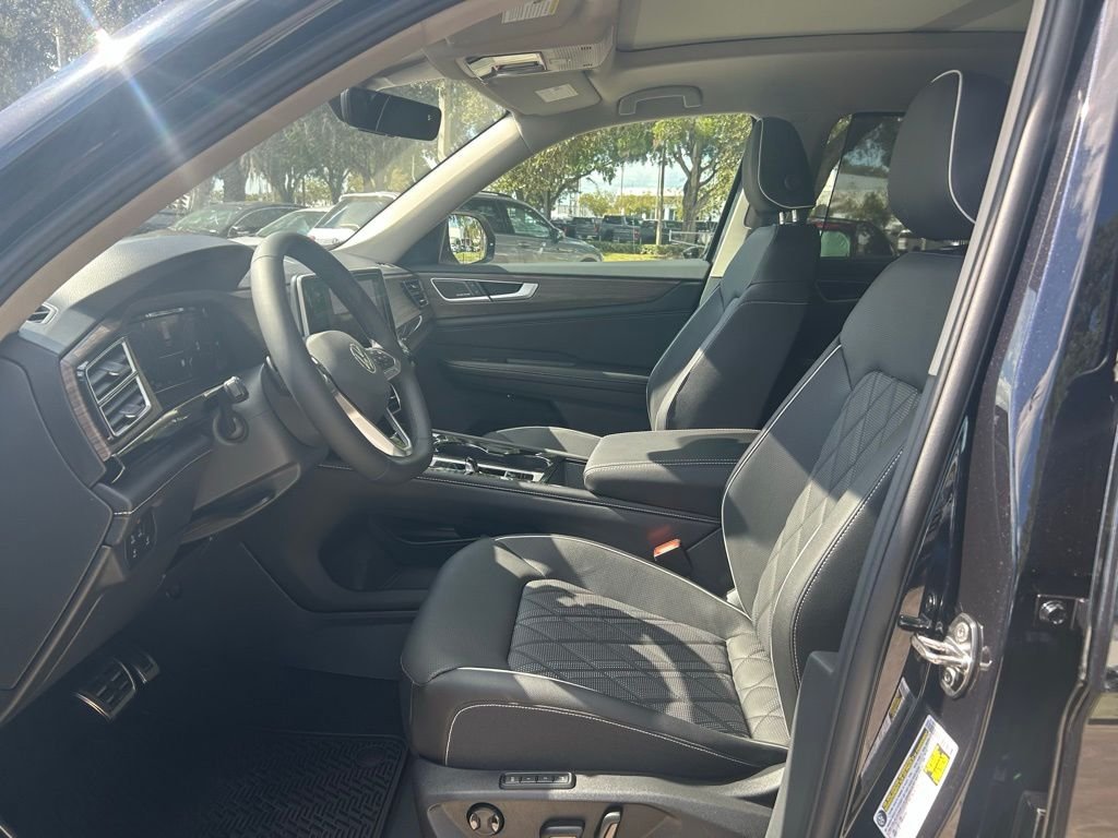 New 2026 Black Volkswagen 2.0T SEL Premium R-Line image 8