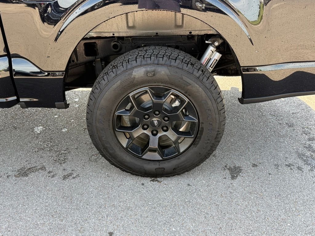 2025 Ford F-150 STX - Photo 41