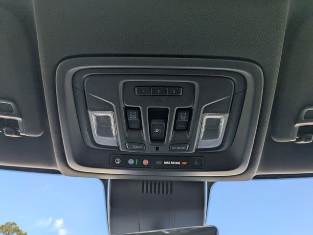 Used 2022 Blue Chevrolet ZR2 image 25