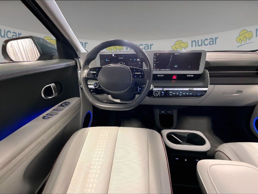 Used 2023 Green Hyundai SEL image 17