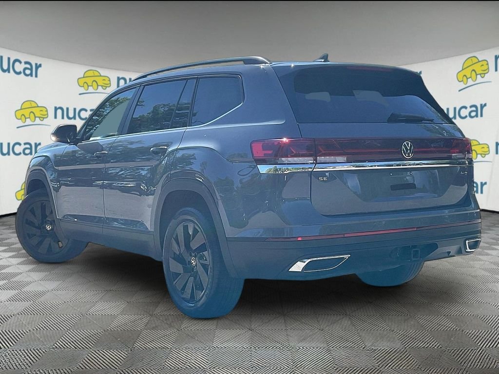 Used 2025 Gray Volkswagen 2.0T SE w/Technology image 4