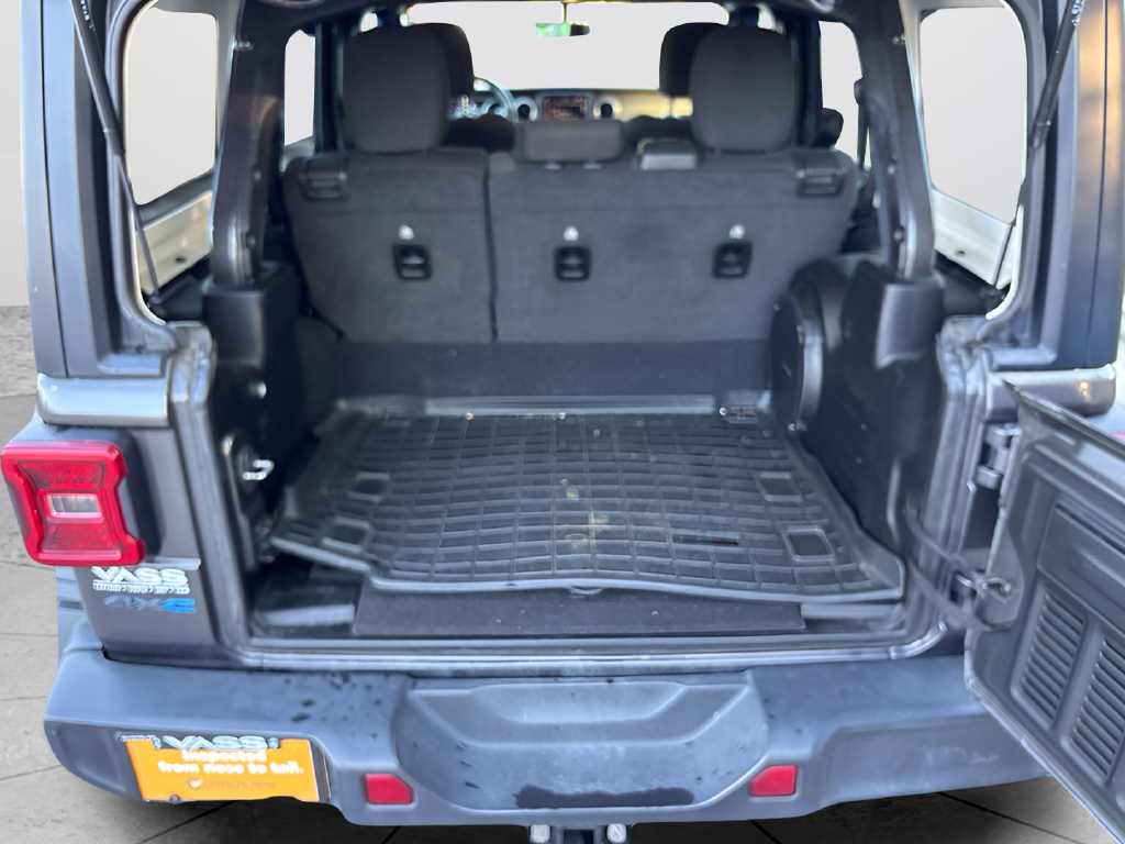 Used 2023 Gray Jeep Rubicon 4xe image 42