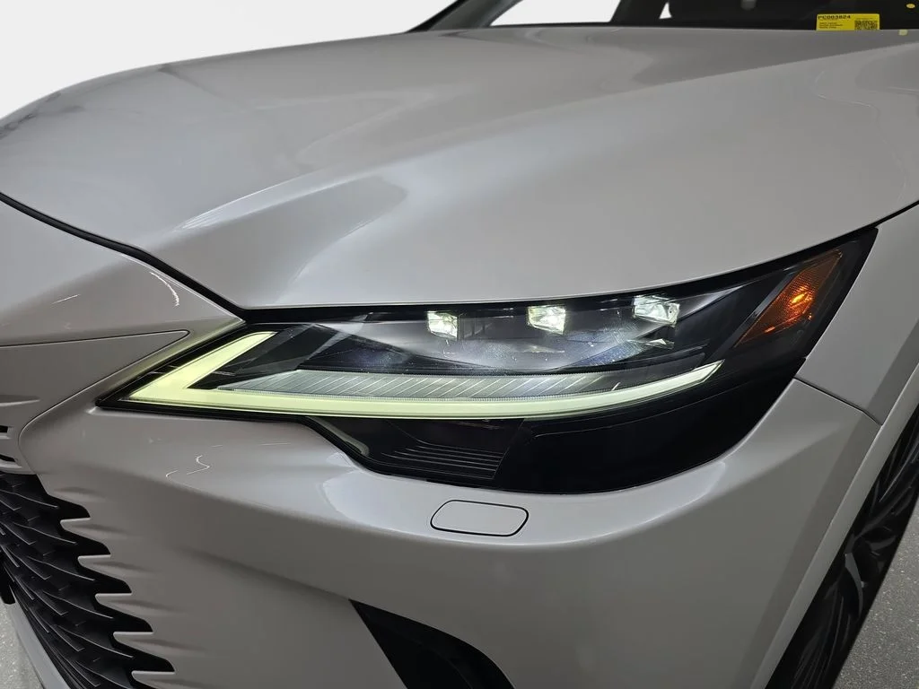 Used 2023 White Lexus 350 Premium Plus image 32