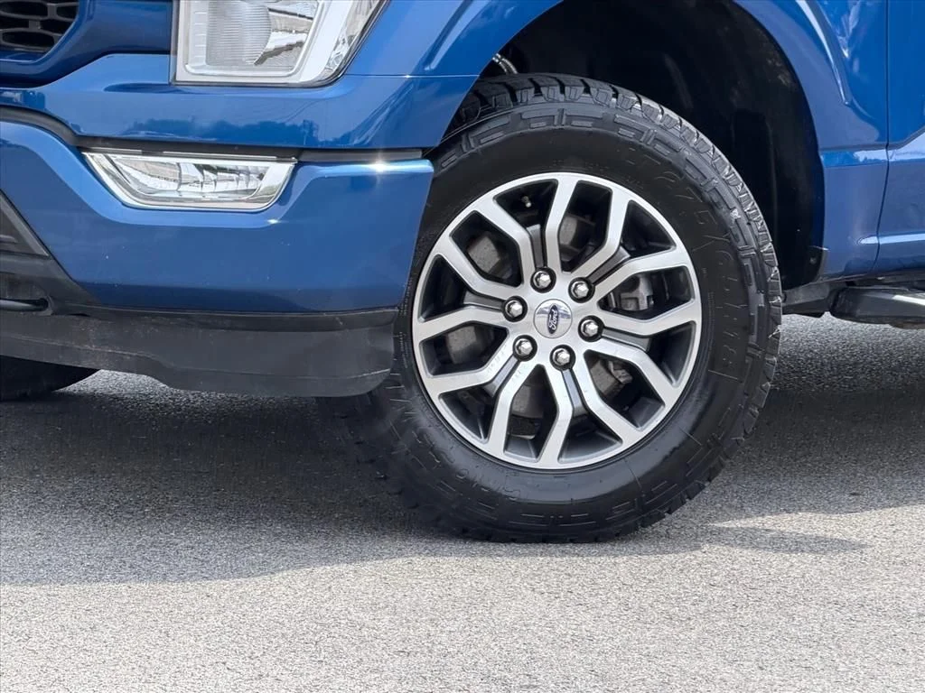 Used 2022 Blue Ford XL image 28