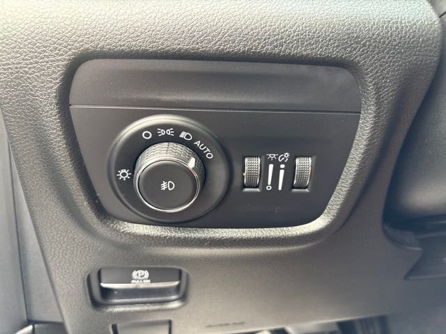 Used 2021 Bright White Clearcoat Jeep Limited image 26