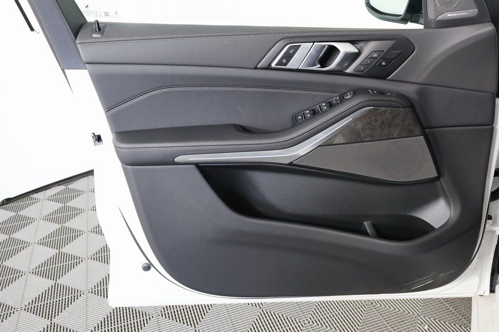 2026 BMW X5 40i - Photo 7