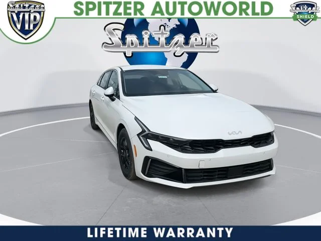 New 2026 Snow White Pearl Kia LXS FWD image 3