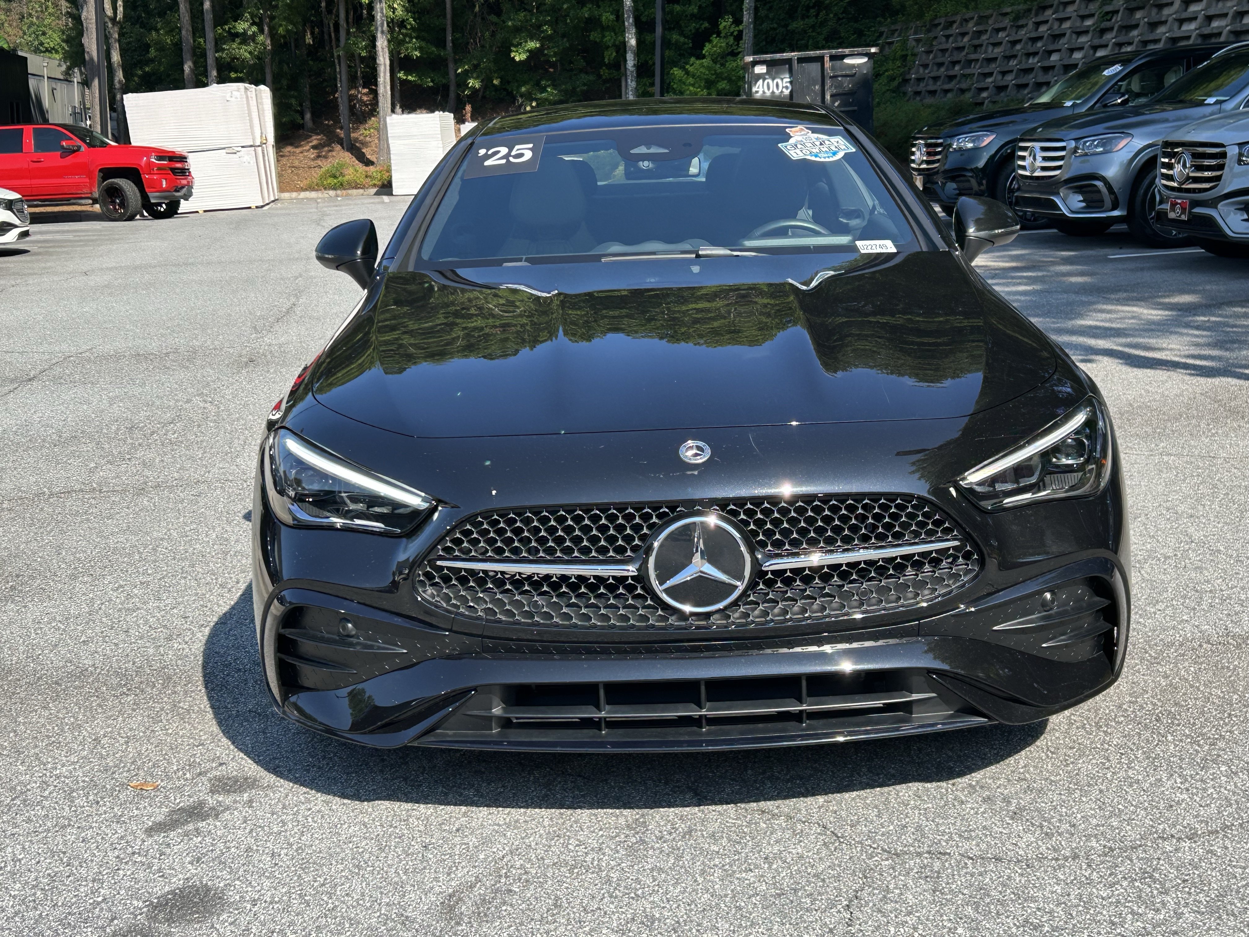 Certified Used 2025 Obsidian Black Metallic Mercedes-Benz CLE 300 4MATIC® Coupe image 3