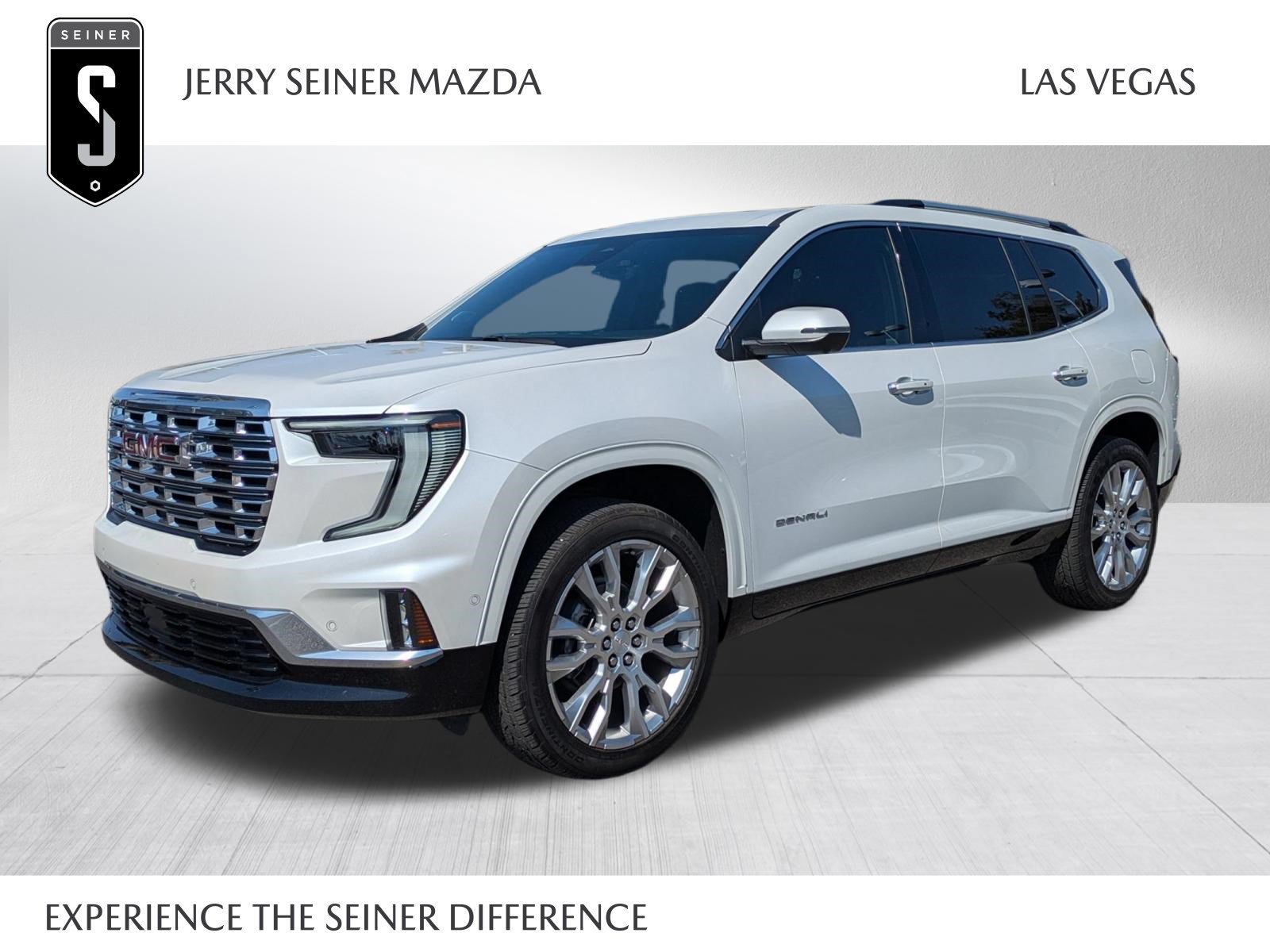 2024 GMC Acadia Denali FWD's photo