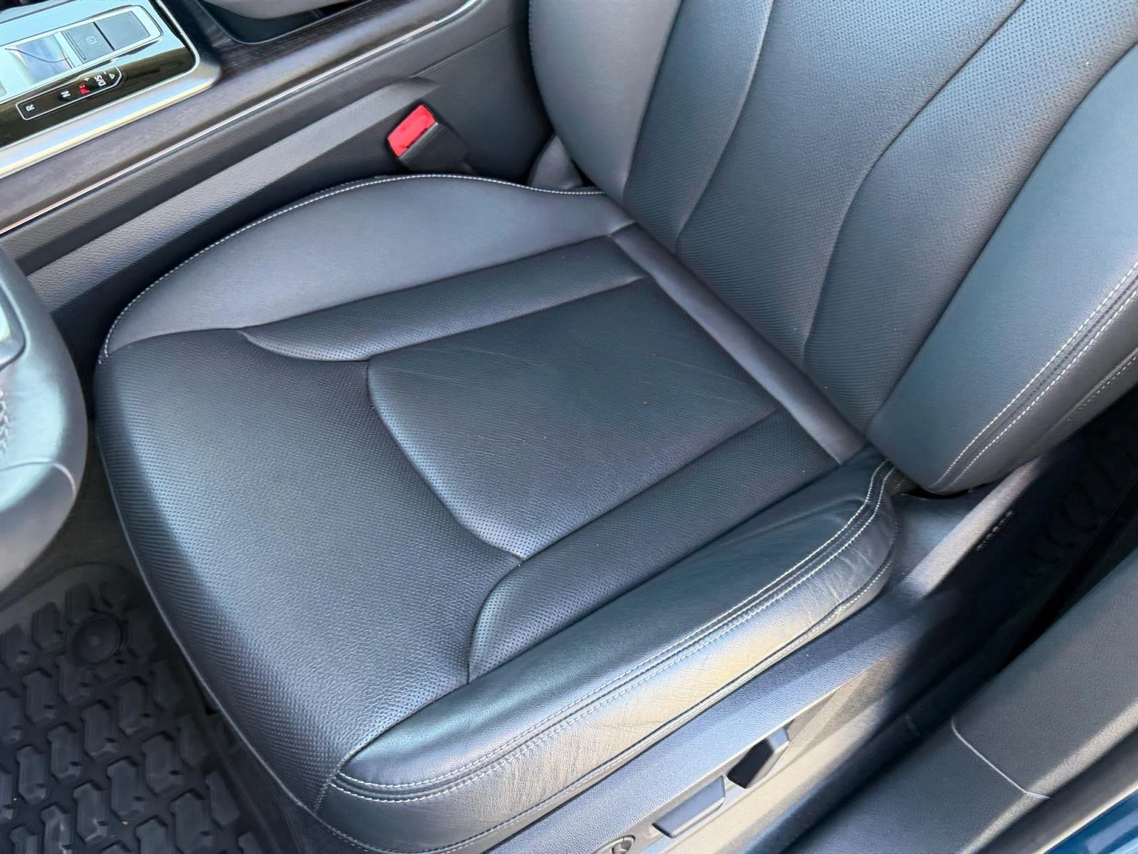 Used 2022 Galaxy Blue Metallic Audi Premium Plus image 40