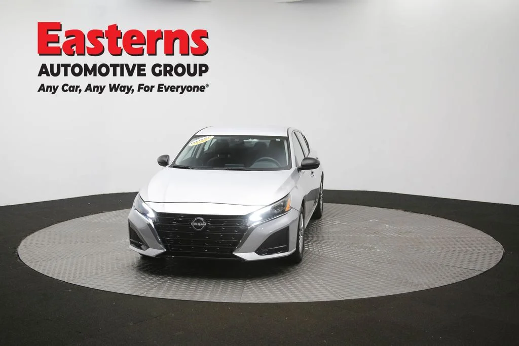 Used 2024 Silver Nissan 2.5 S image 52