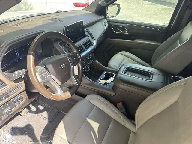 Used 2022 Beige Chevrolet Z71 image 18