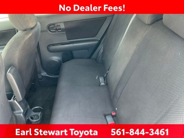 Used 2009 Green Scion Base image 16