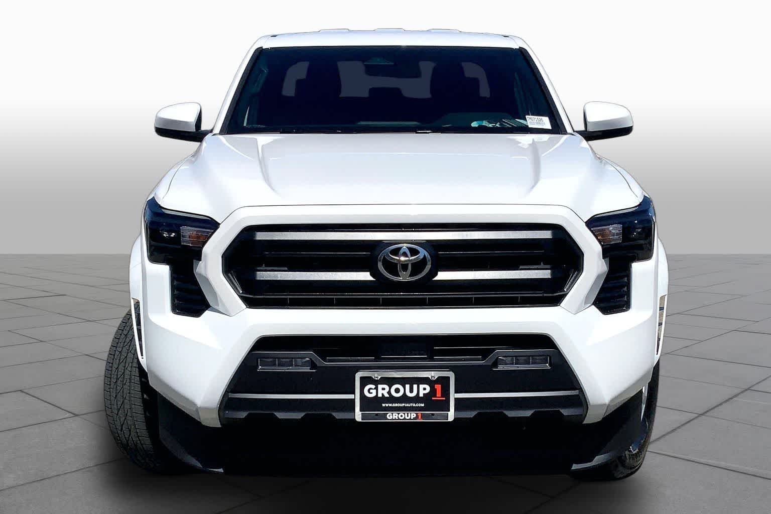 New 2026 Ice Cap Toyota SR5 image 3
