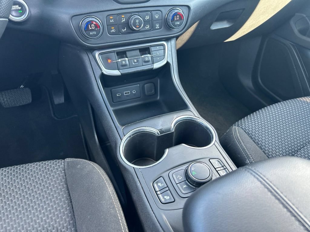 Used 2023 STERLING METALLIC GMC SLE image 19