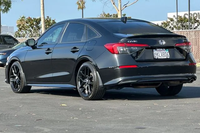 Used 2024 [black] Crys Honda Sport image 6