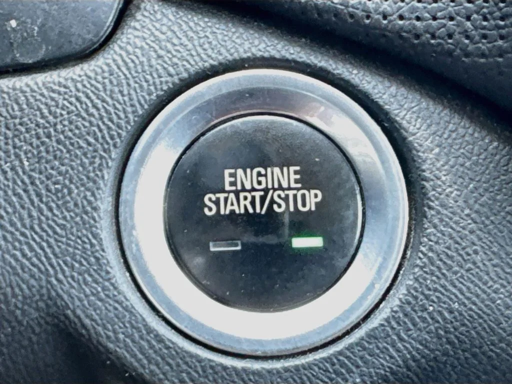 Used 2020 Beige Chevrolet Premier image 18