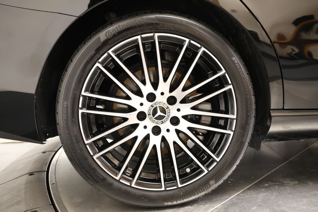 2026 Mercedes-Benz C-Class Sedan C 300 - Photo 14