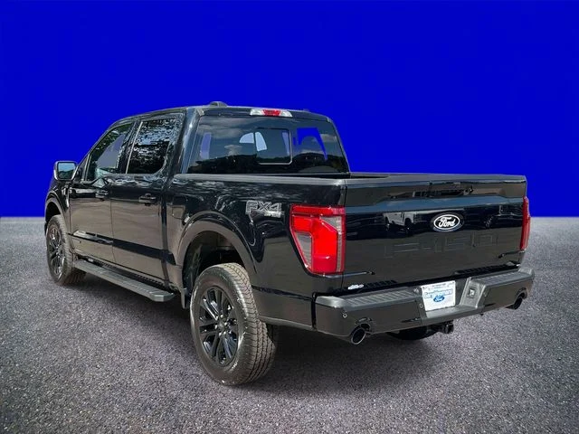 New 2026 Agate Black Metallic Ford XLT image 5