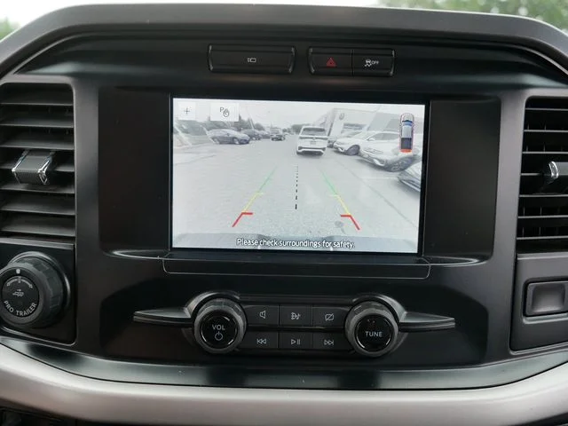 Used 2023 Oxford White Ford XLT image 29