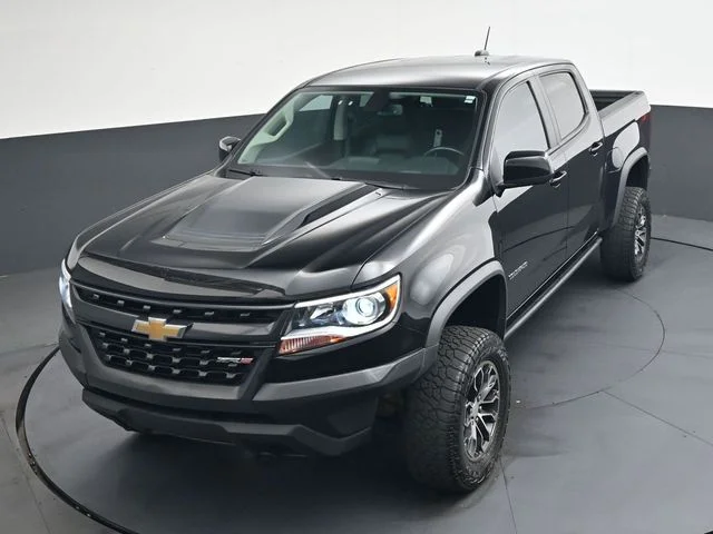 Used 2018 Black Chevrolet ZR2 image 33