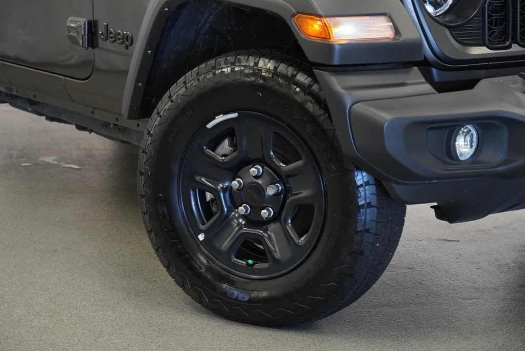 Used 2024 Gray Jeep Sport image 8