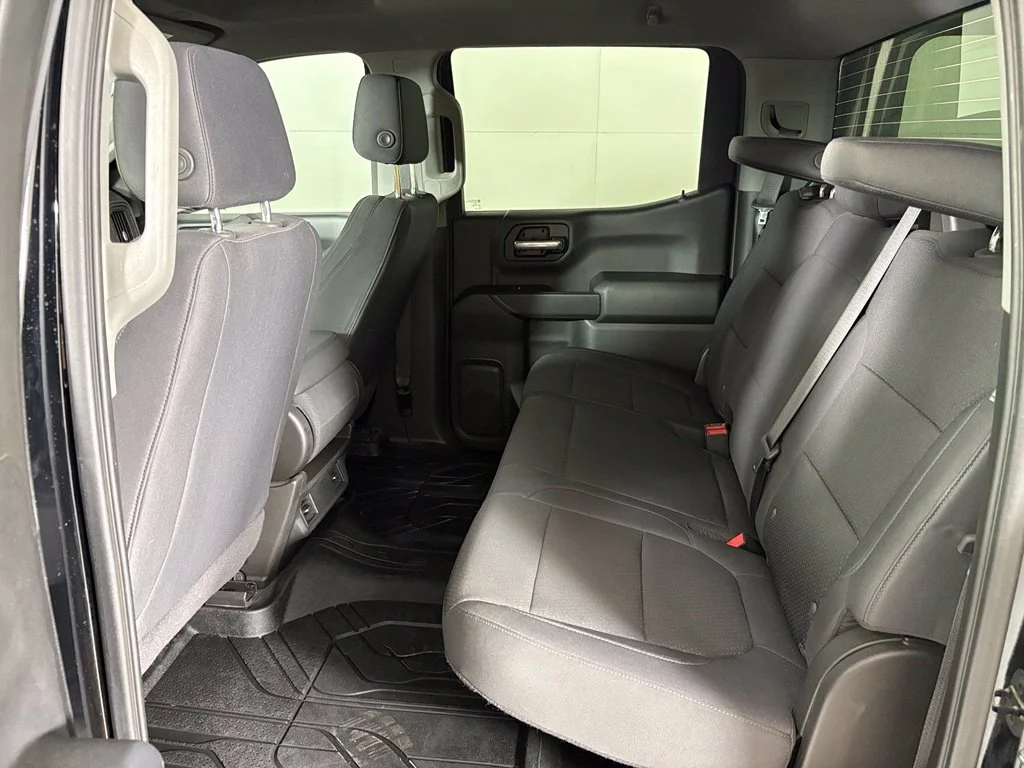 Used 2020 Black Chevrolet Custom image 36