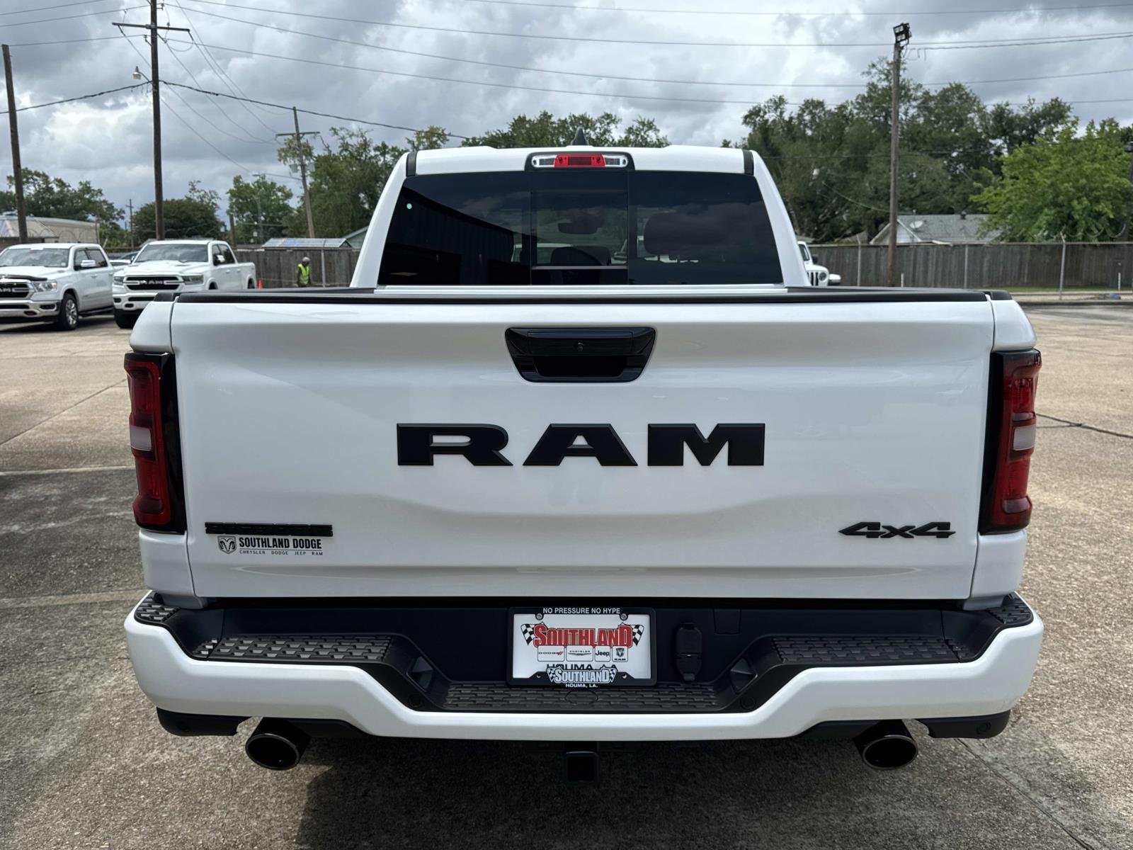New 2026 Bright White Clear-Coat Exterior Paint RAM Big Horn image 5