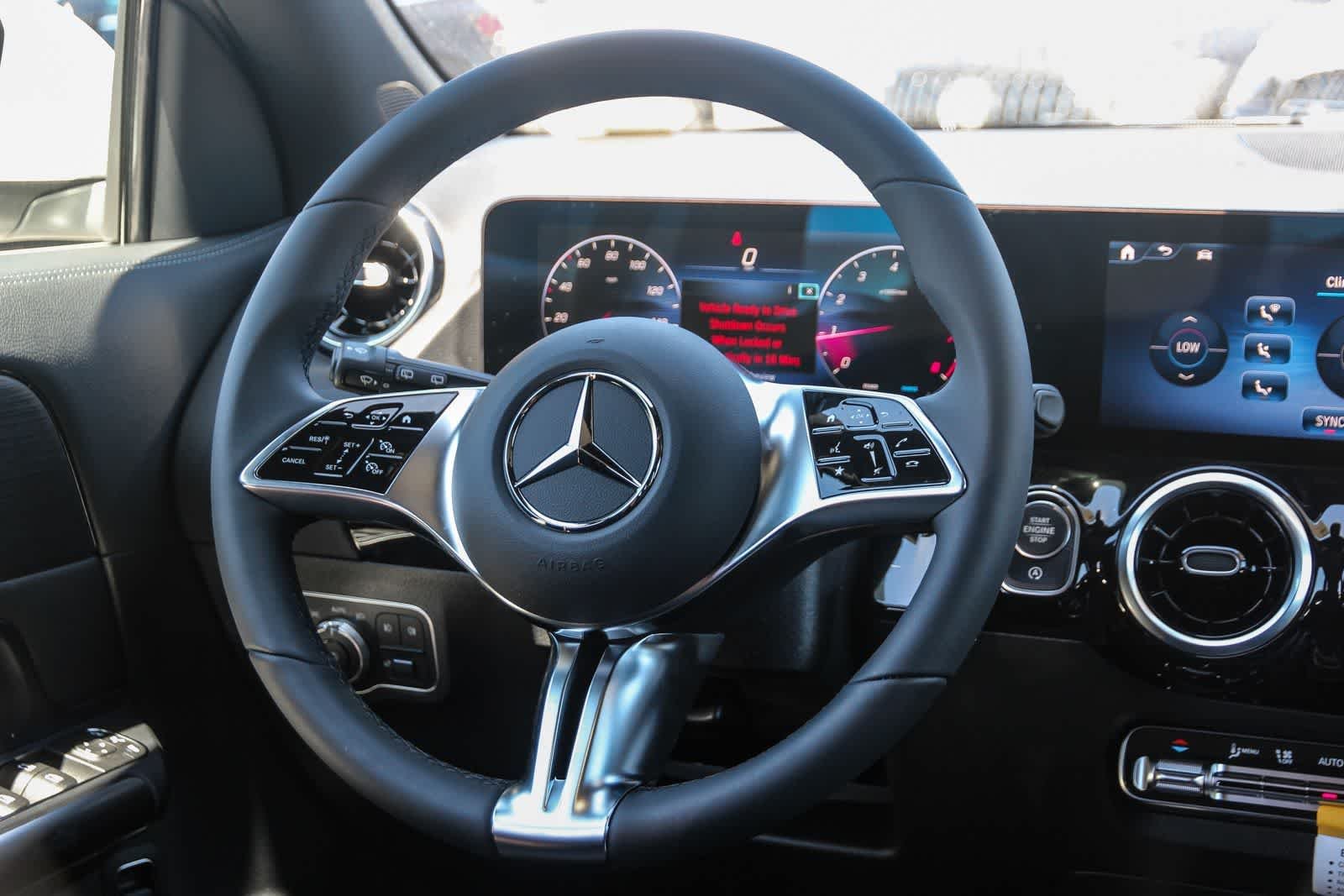 New 2026 Polar White Mercedes-Benz GLA 250 image 16