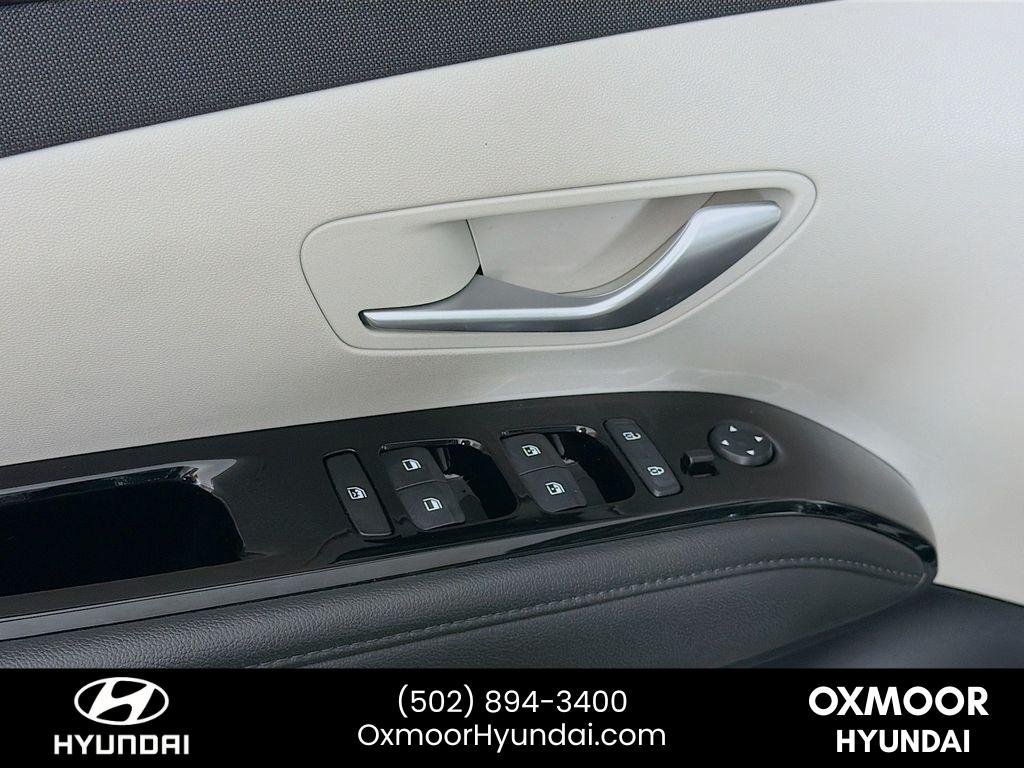 2022 Hyundai Tucson Limited - Photo 18