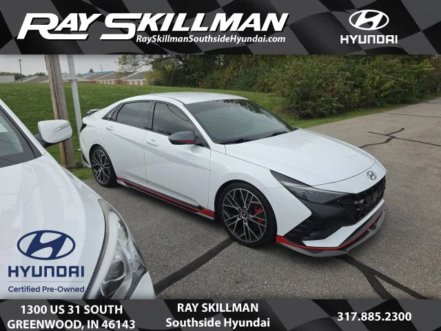 Used 2023 White Hyundai Base image 1