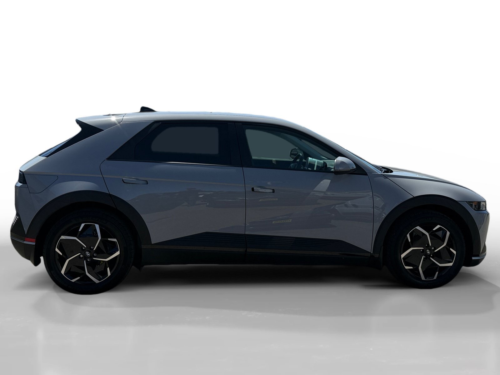 Certified Used 2024 Cyber Gray Hyundai SEL image 6