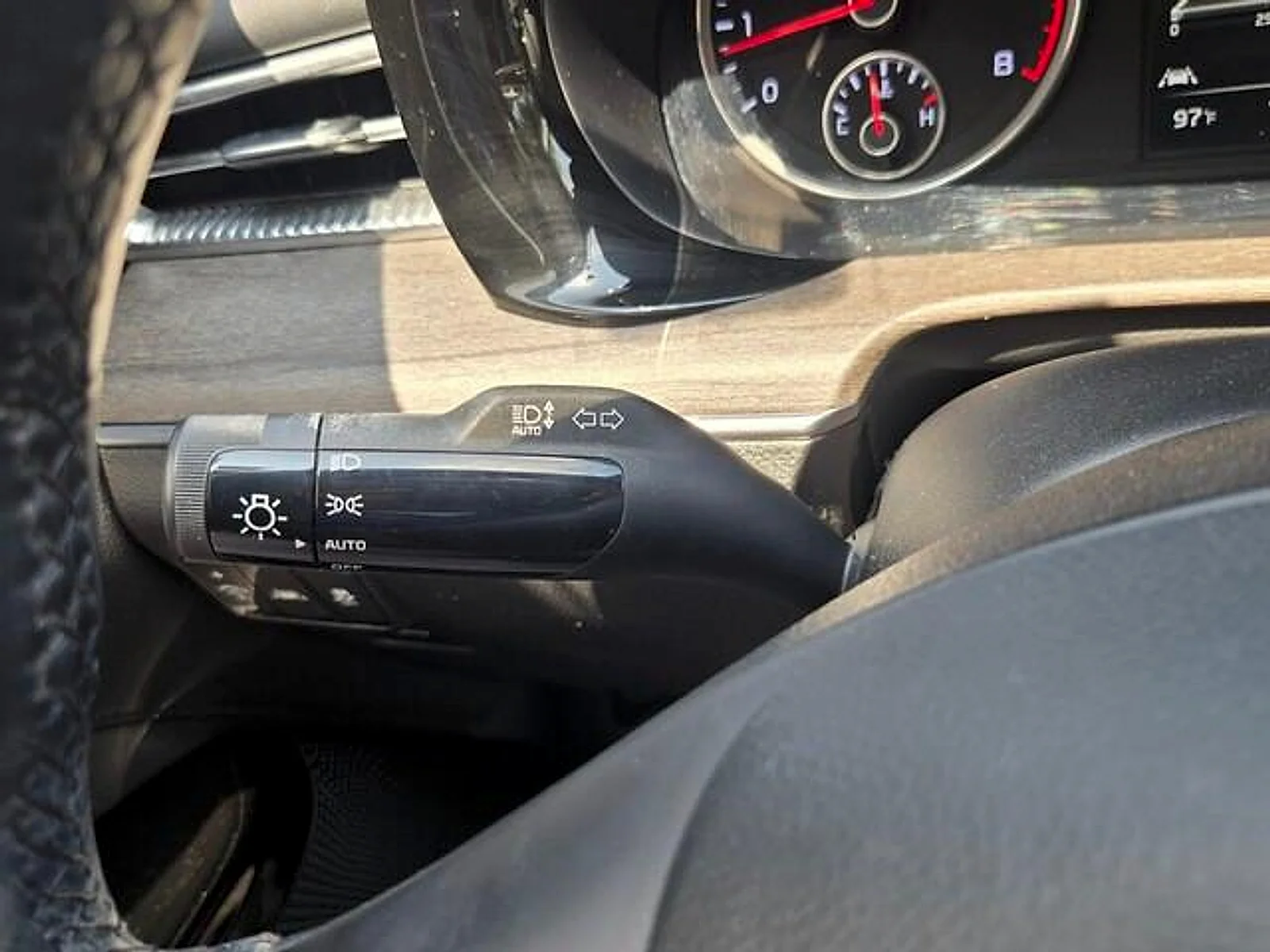 Used 2022 Sapphire Blue Kia EX image 24