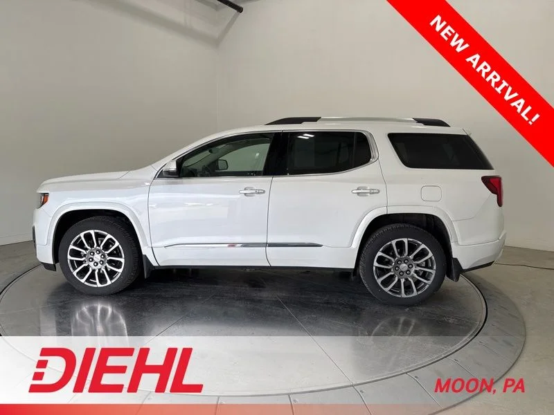 2022 GMC Acadia Denali AWD's photo