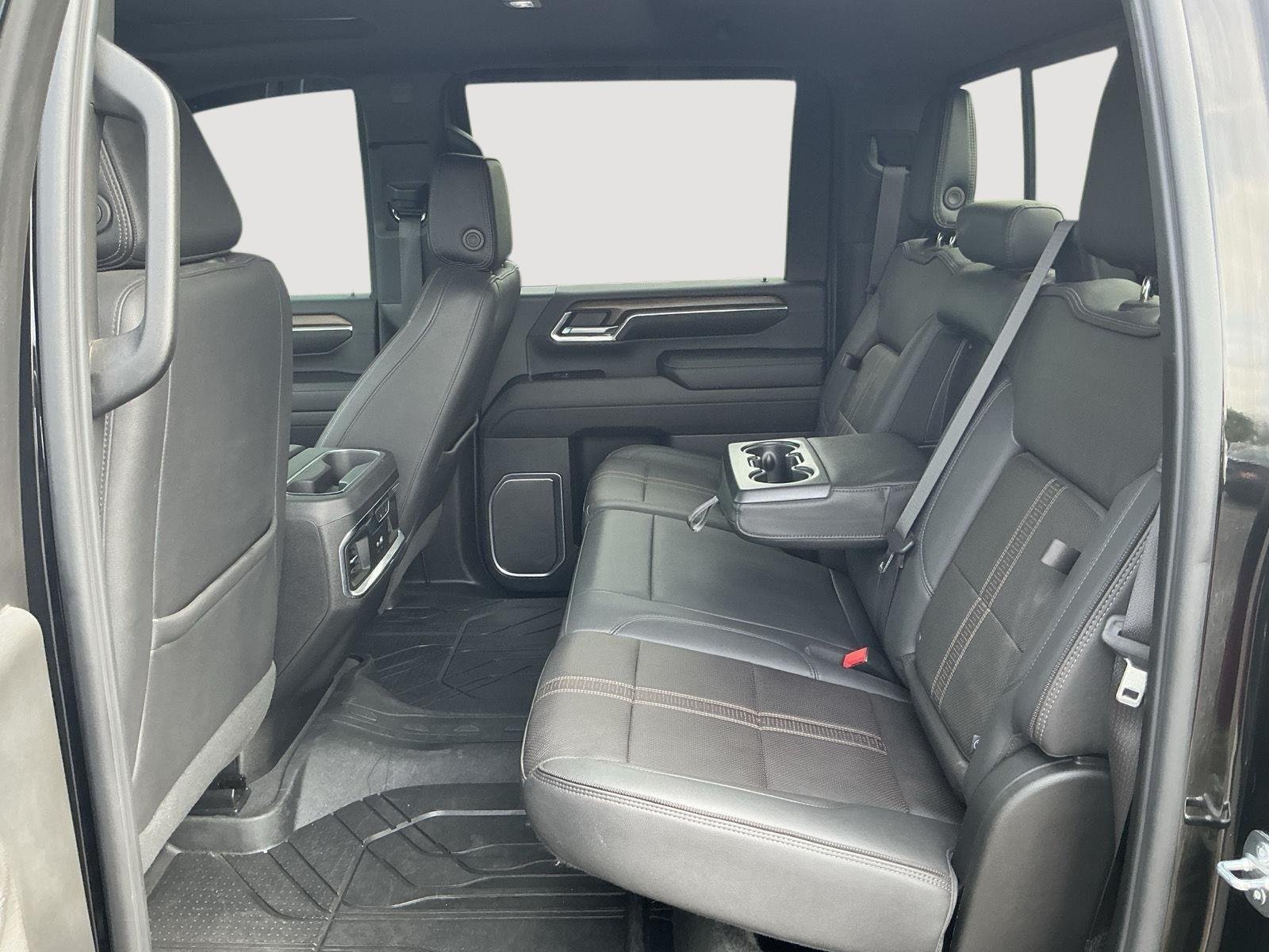Used 2024 Black Chevrolet High Country image 10