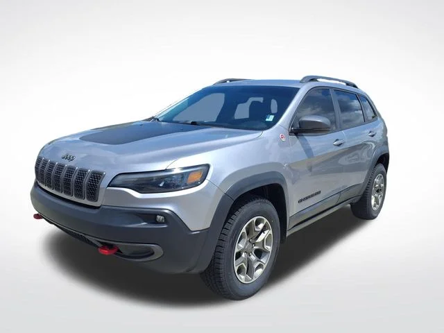 Used 2020 Silver Jeep Trailhawk image 13