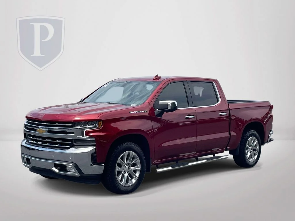 Used 2022 Red Chevrolet LTZ image 3