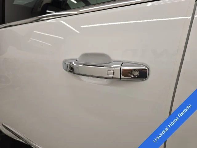 Used 2024 Summit White Chevrolet High Country image 21
