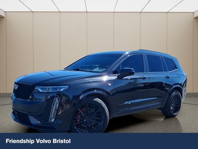 Used 2020 Black Cadillac Sport image 1