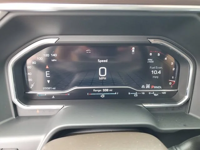 Used 2024 White Frost Tricoat GMC Denali image 14