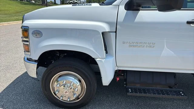 Used 2023 Summit White Chevrolet Work Truck image 32